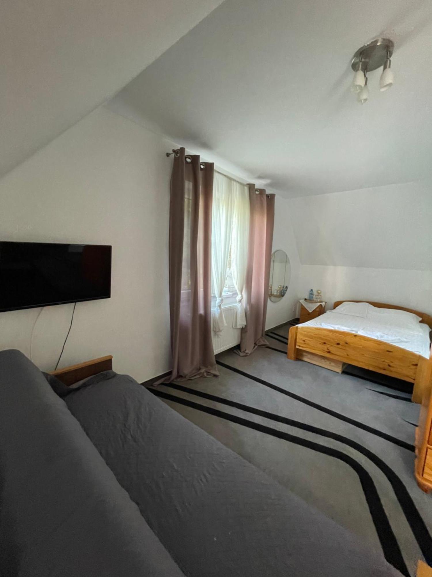 Mysliwskie Smaki U Tadka Czeczewo Exteriér fotografie